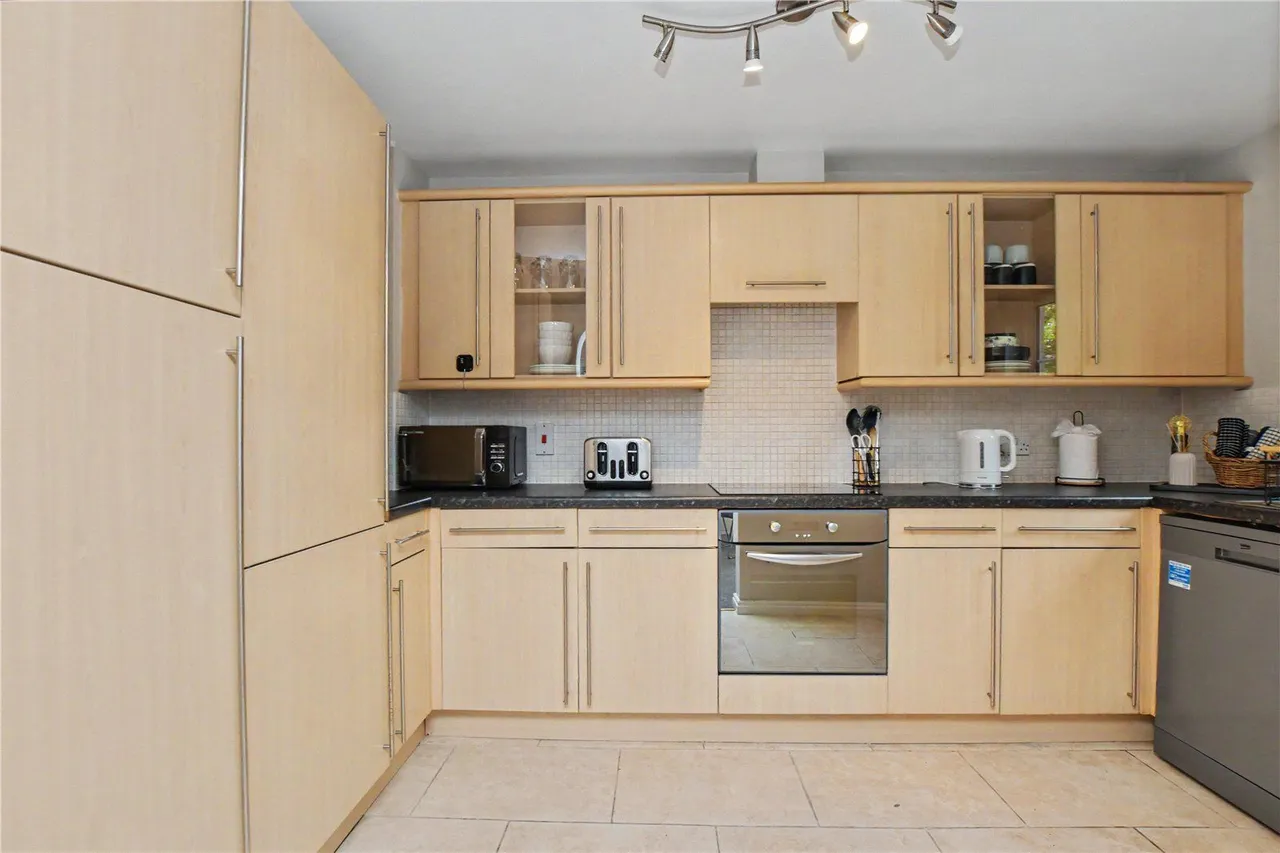 Richardshaw Lane, Pudsey, LS28, photo 15