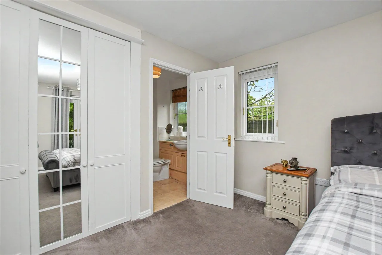 Richardshaw Lane, Pudsey, LS28, photo 14