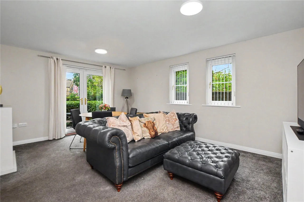 Richardshaw Lane, Pudsey, LS28, photo 17