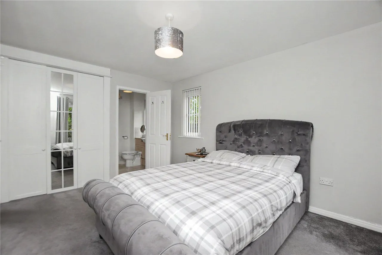 Richardshaw Lane, Pudsey, LS28, photo 4
