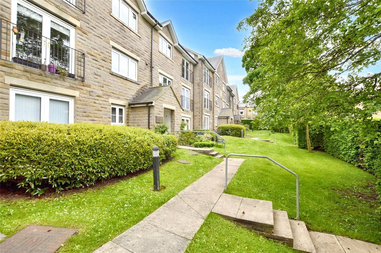 Richardshaw Lane, Pudsey, LS28, photo 10