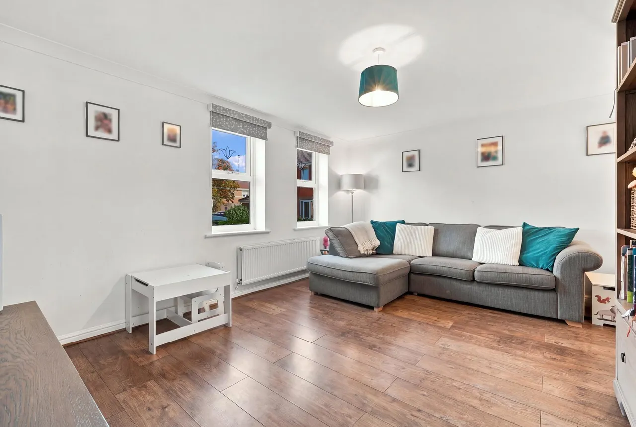 Northampton Grove, Langdon Hills, SS16, photo 5