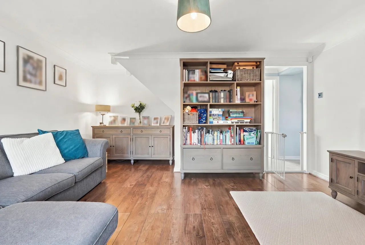 Northampton Grove, Langdon Hills, SS16, photo 6
