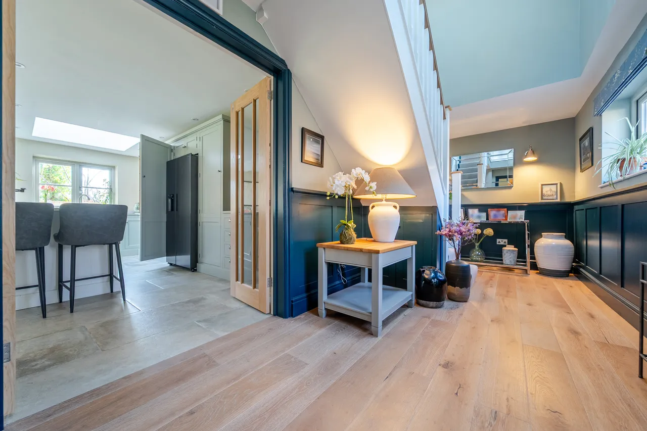 Newstead Close, Godalming, GU7, photo 10