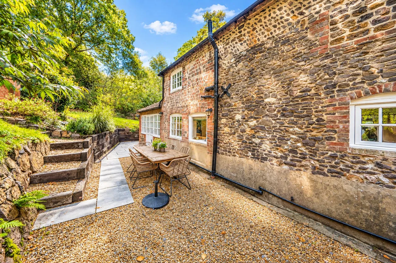 Georges Lane, Storrington, RH20, photo 20