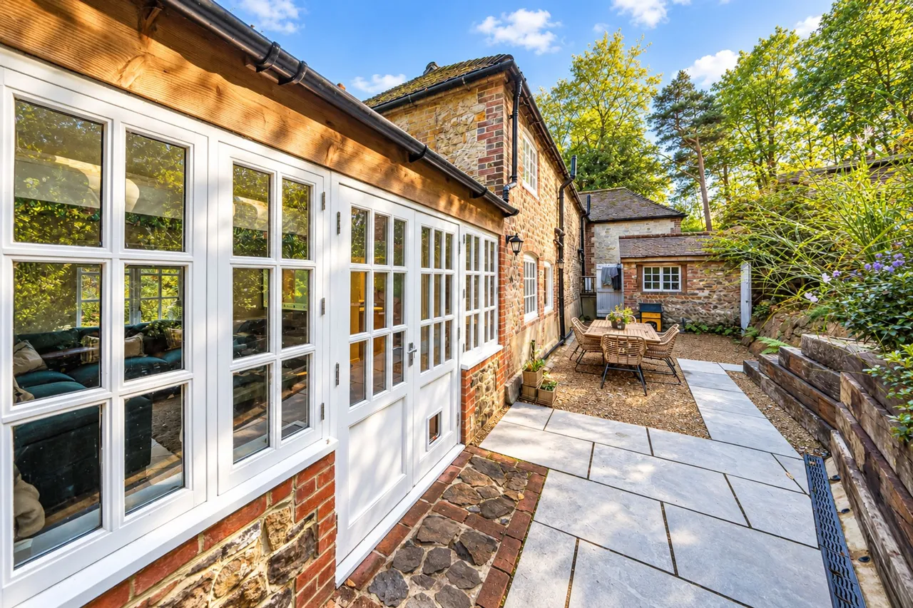 Georges Lane, Storrington, RH20, photo 40
