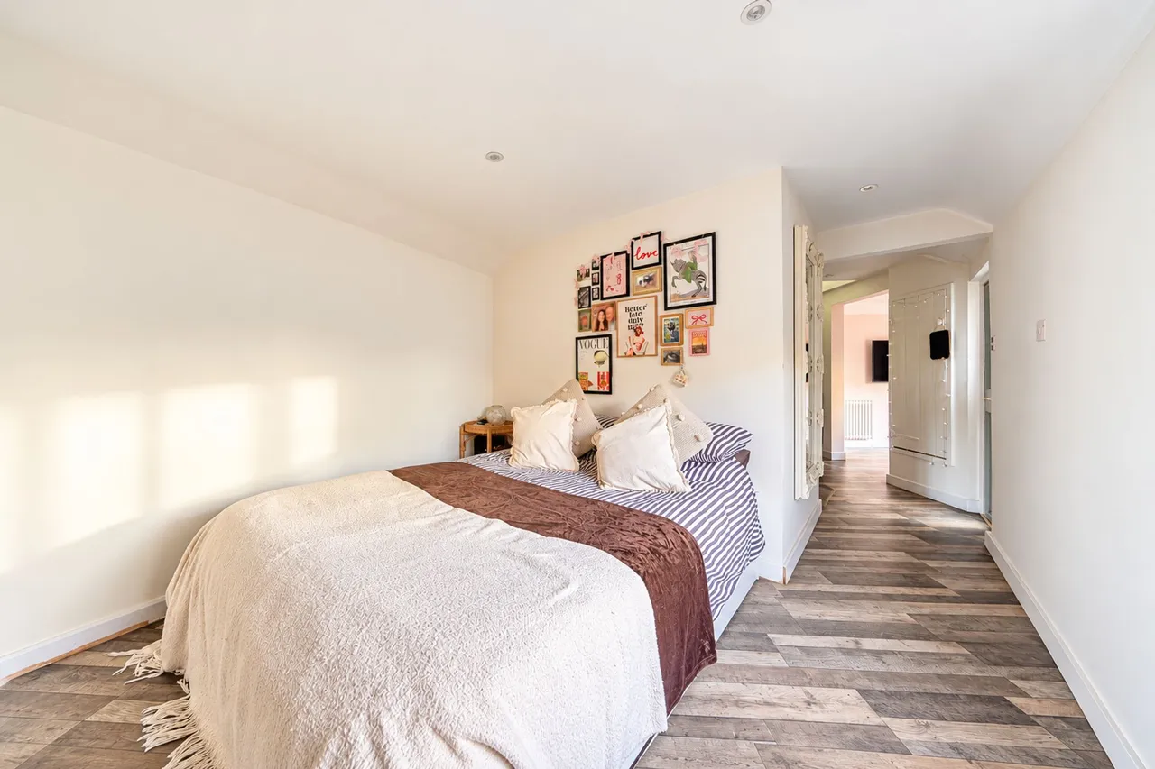 Georges Lane, Storrington, RH20, photo 35