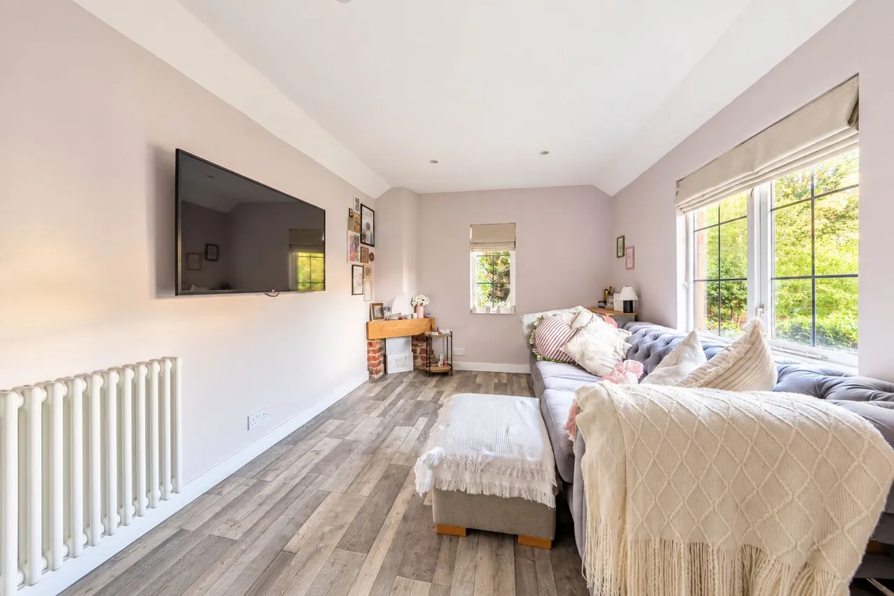 Georges Lane, Storrington, RH20, photo 34
