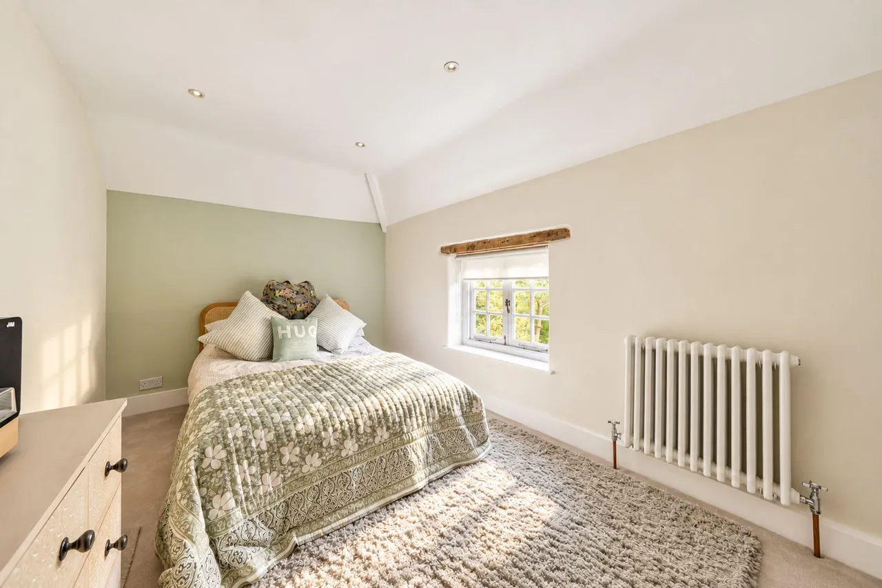 Georges Lane, Storrington, RH20, photo 26