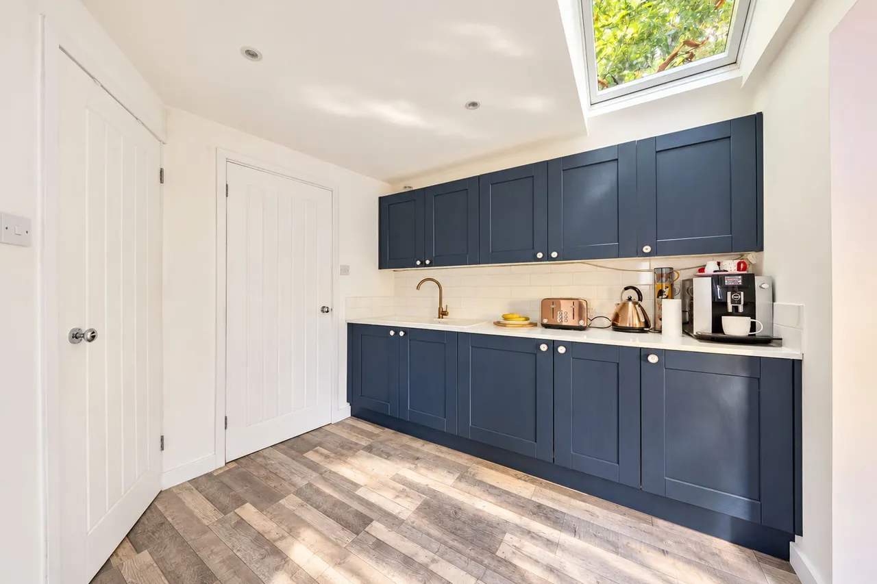 Georges Lane, Storrington, RH20, photo 33