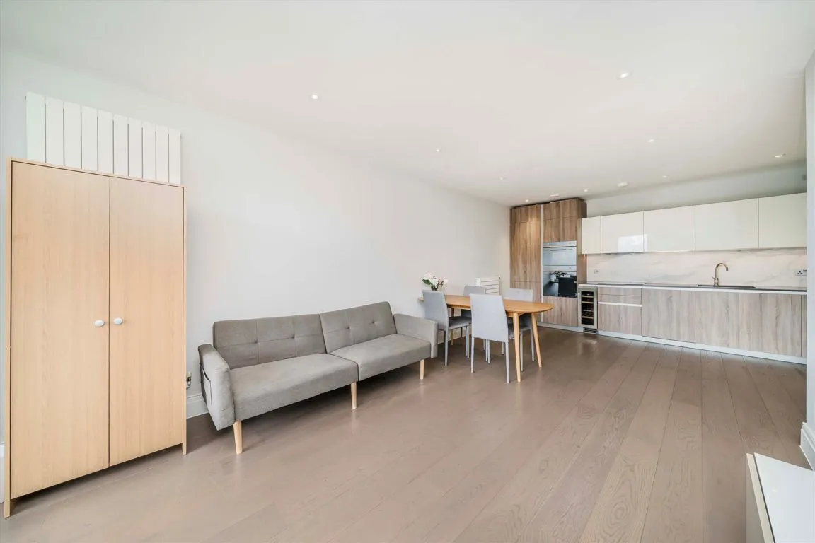 Queenshurst Square, KT2, photo 6