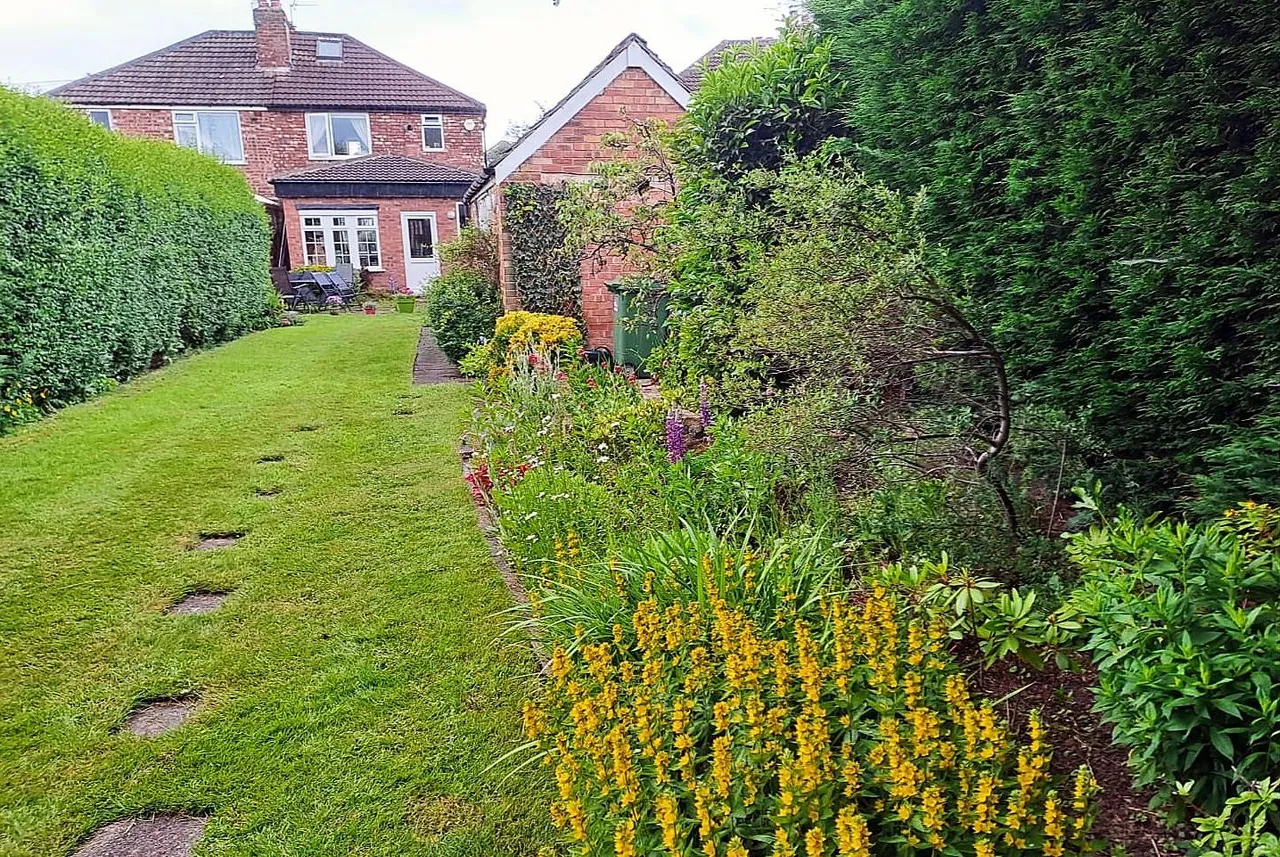 Alexander Drive, Timperley, Cheshire WA15 6NH, photo 29