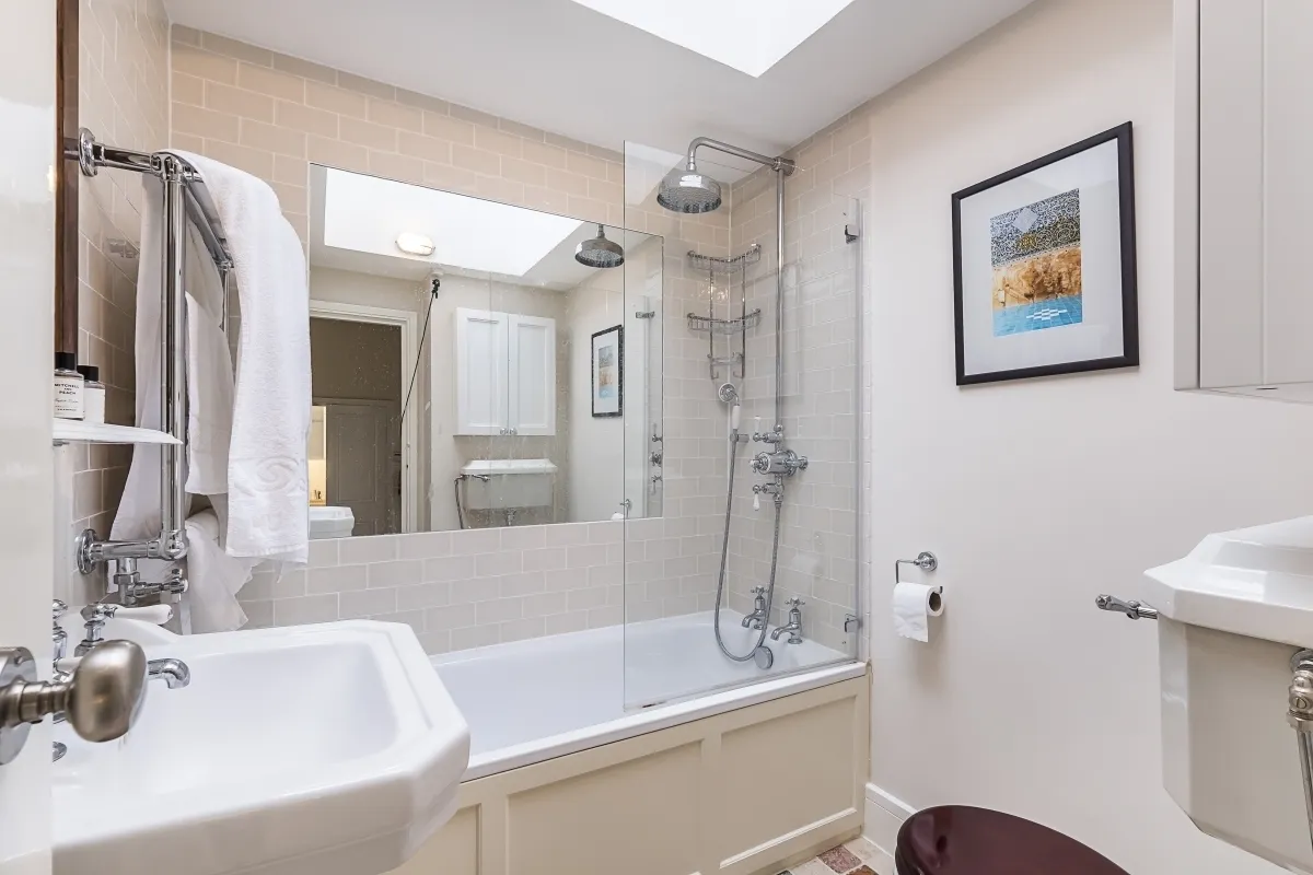 Sloane Court East, Chelsea, SW3, photo 8