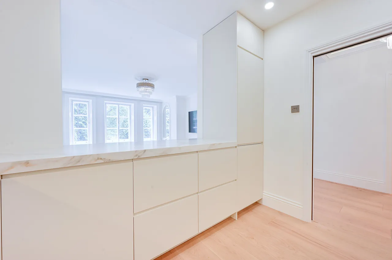 12a Albert Hall Mansions, Kensington Gore, London, photo 11