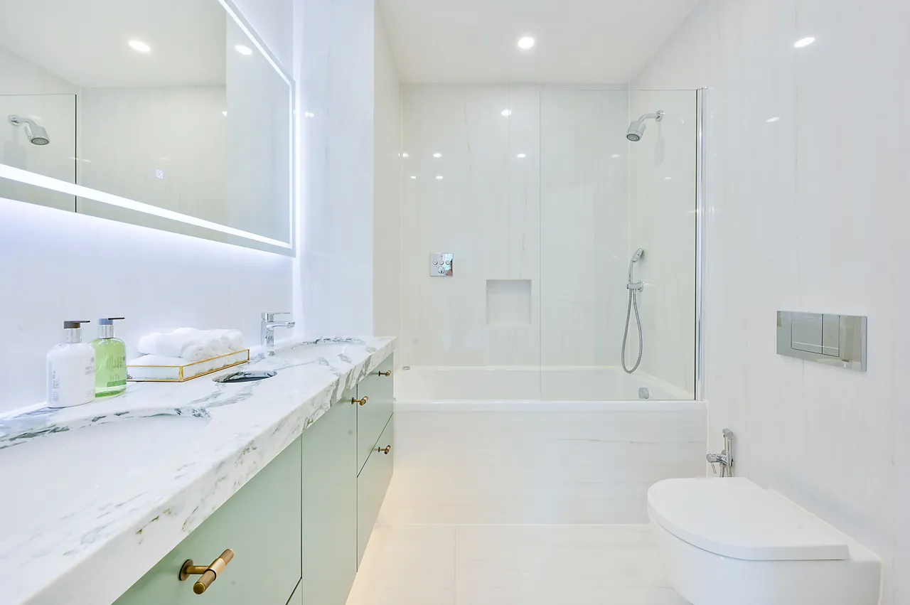 12a Albert Hall Mansions, Kensington Gore, London, photo 6