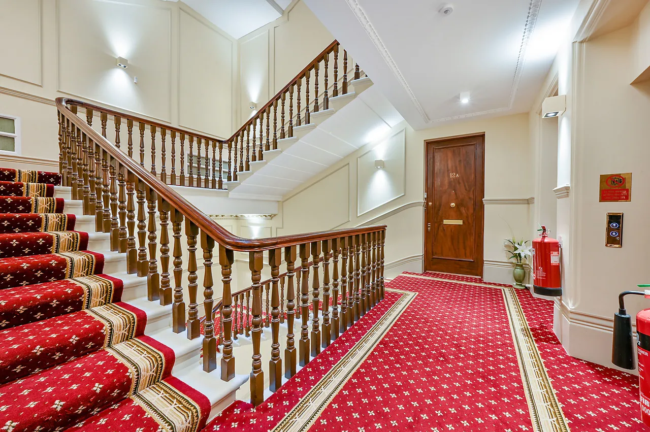 12a Albert Hall Mansions, Kensington Gore, London, photo 9