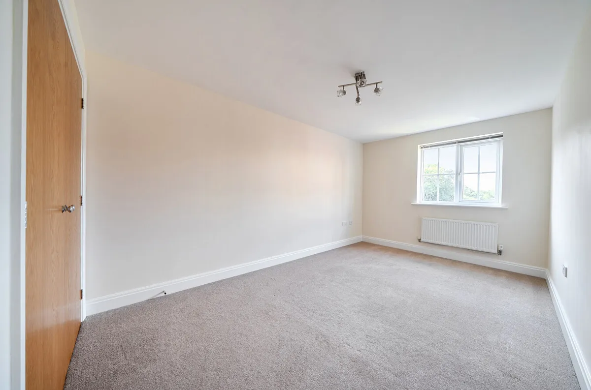 Pulborough, RH20, photo 8