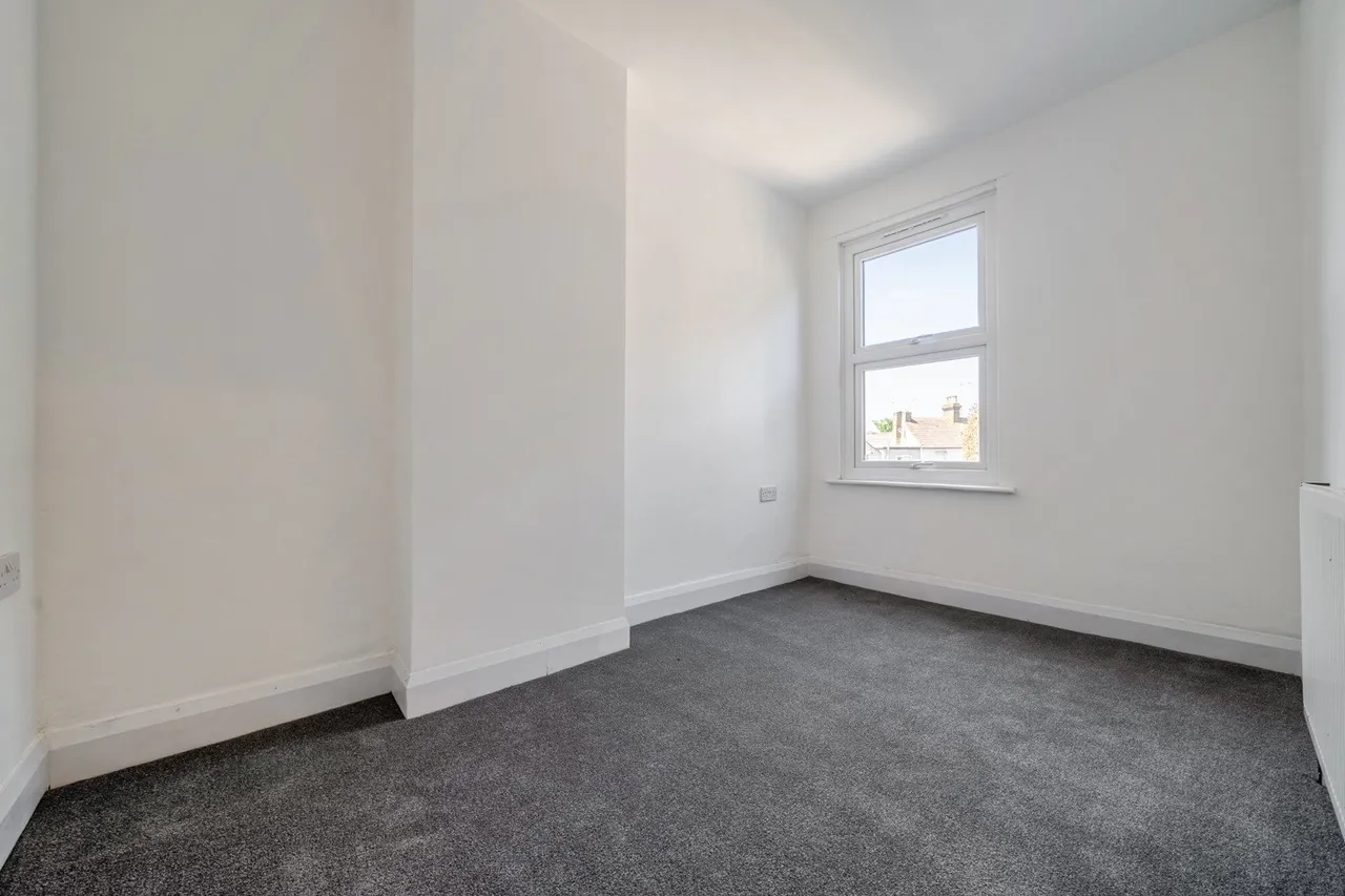 Manor Road, DA8, photo 20