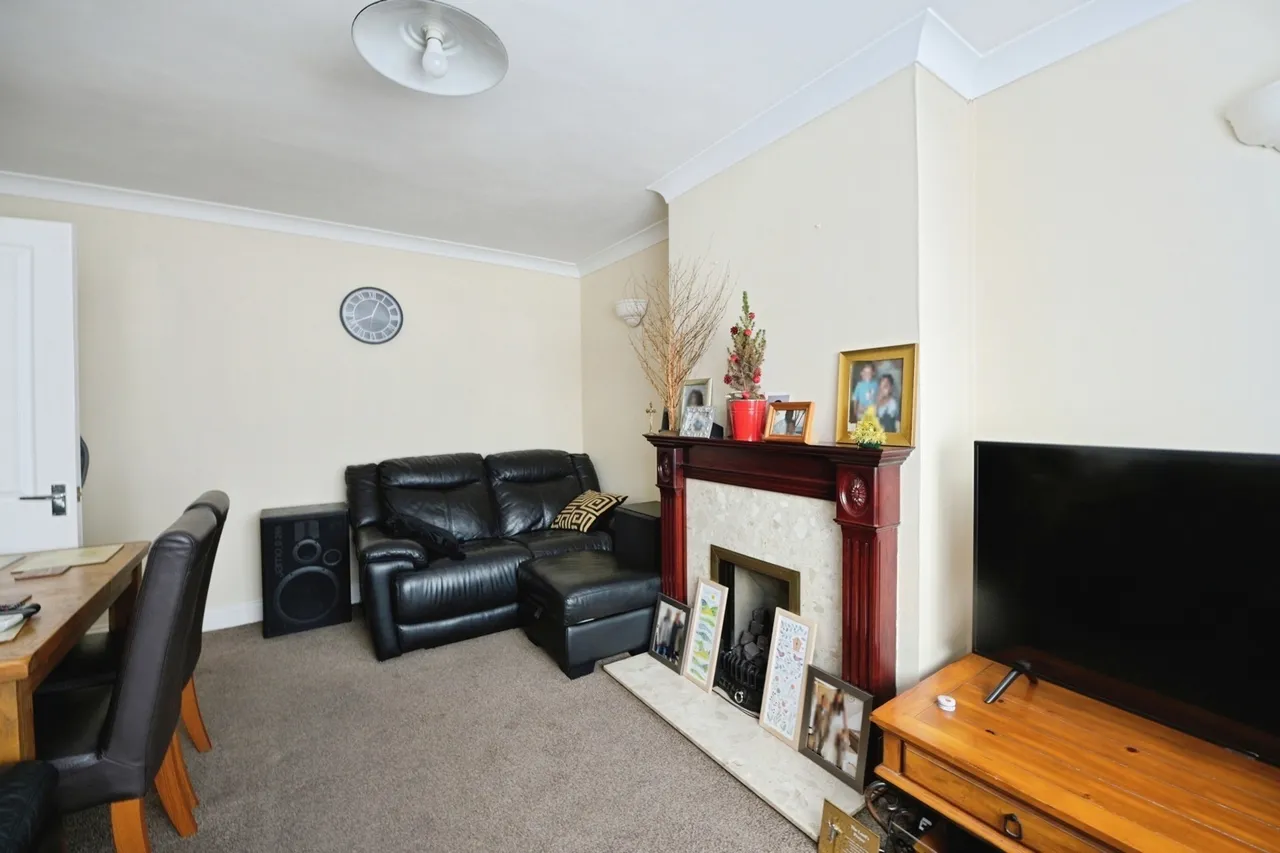 Chelmsford Avenue, Romford, RM5, photo 3