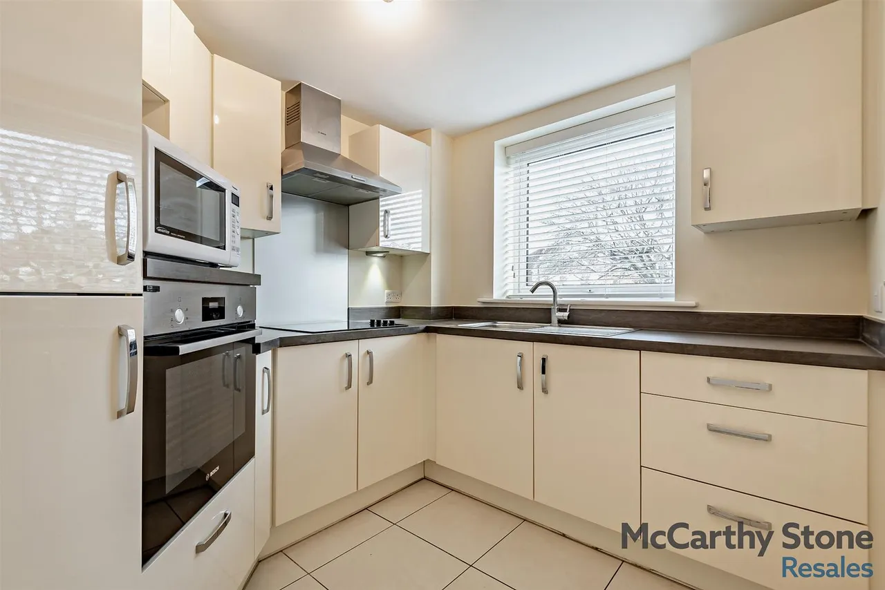 Riverdene Place, Bitterne Park, SO18, photo 5