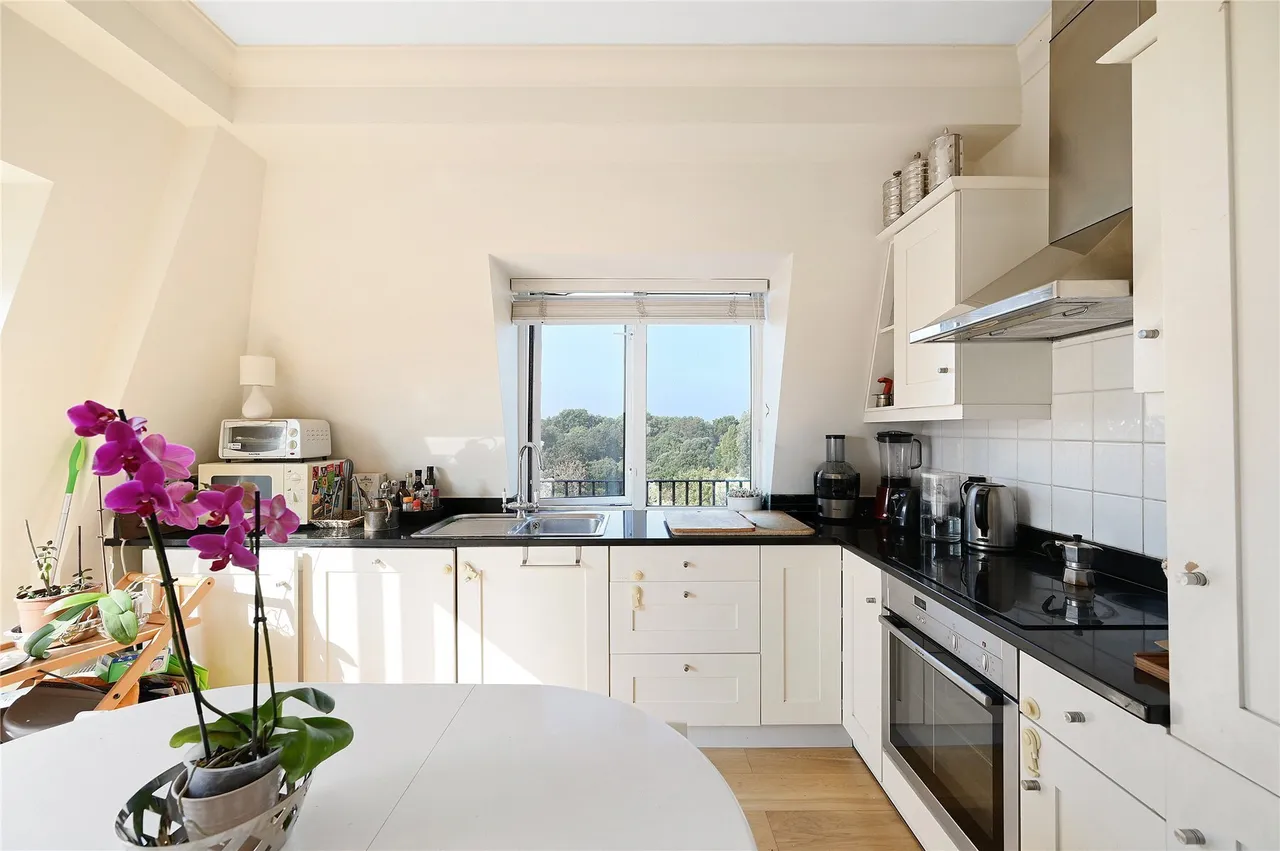 Parkview Court, 38 Fulham High Street, Fulham, London, SW6, photo 6