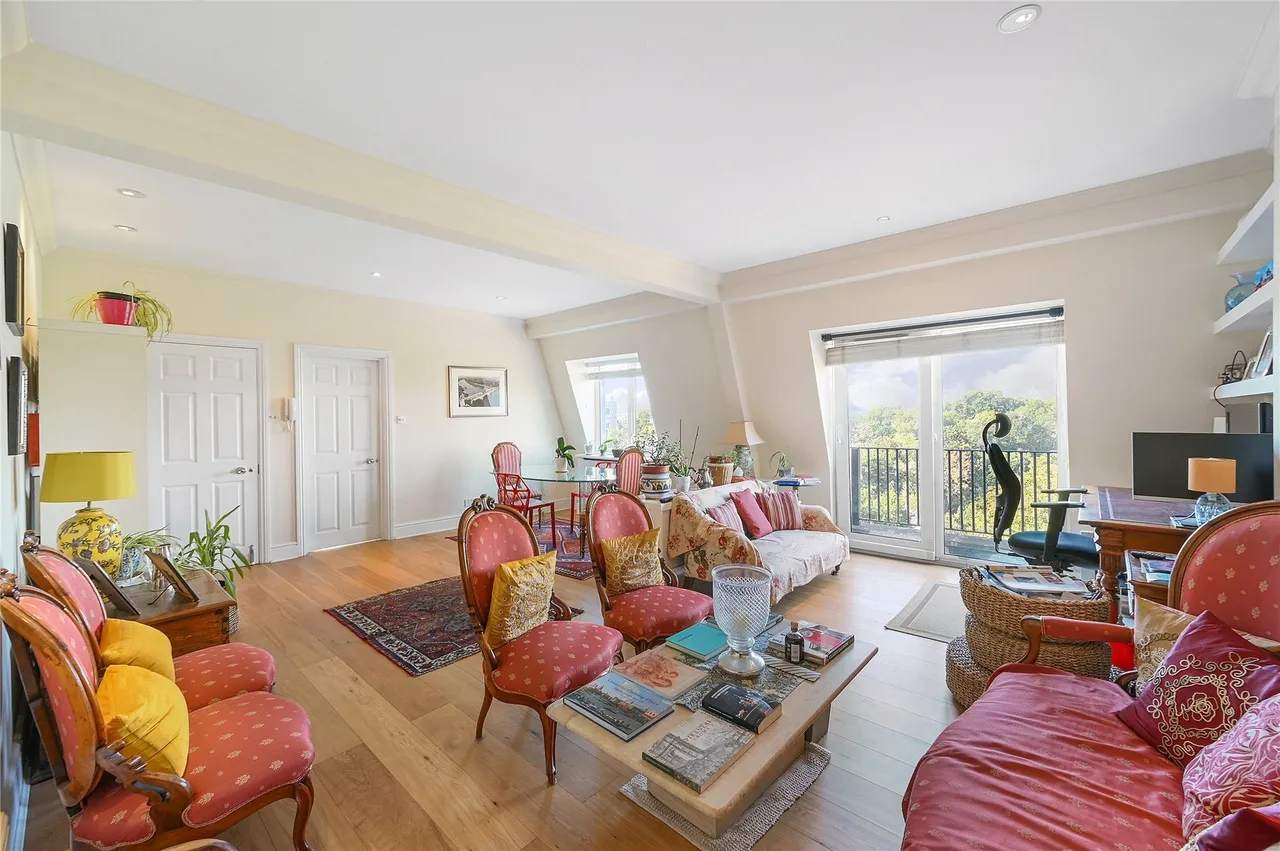 3 bed flat for sale — Parkview Court, 38 Fulham High Street, Fulham, London, SW6