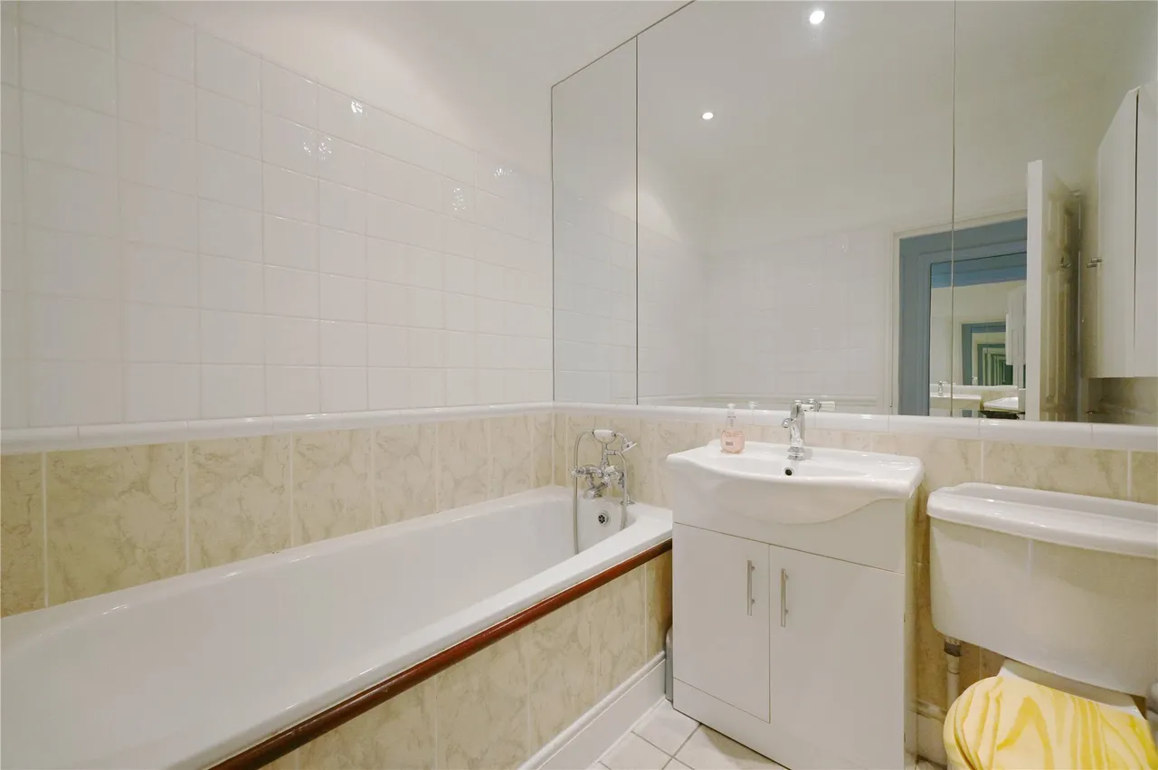 Parkview Court, 38 Fulham High Street, Fulham, London, SW6, photo 18