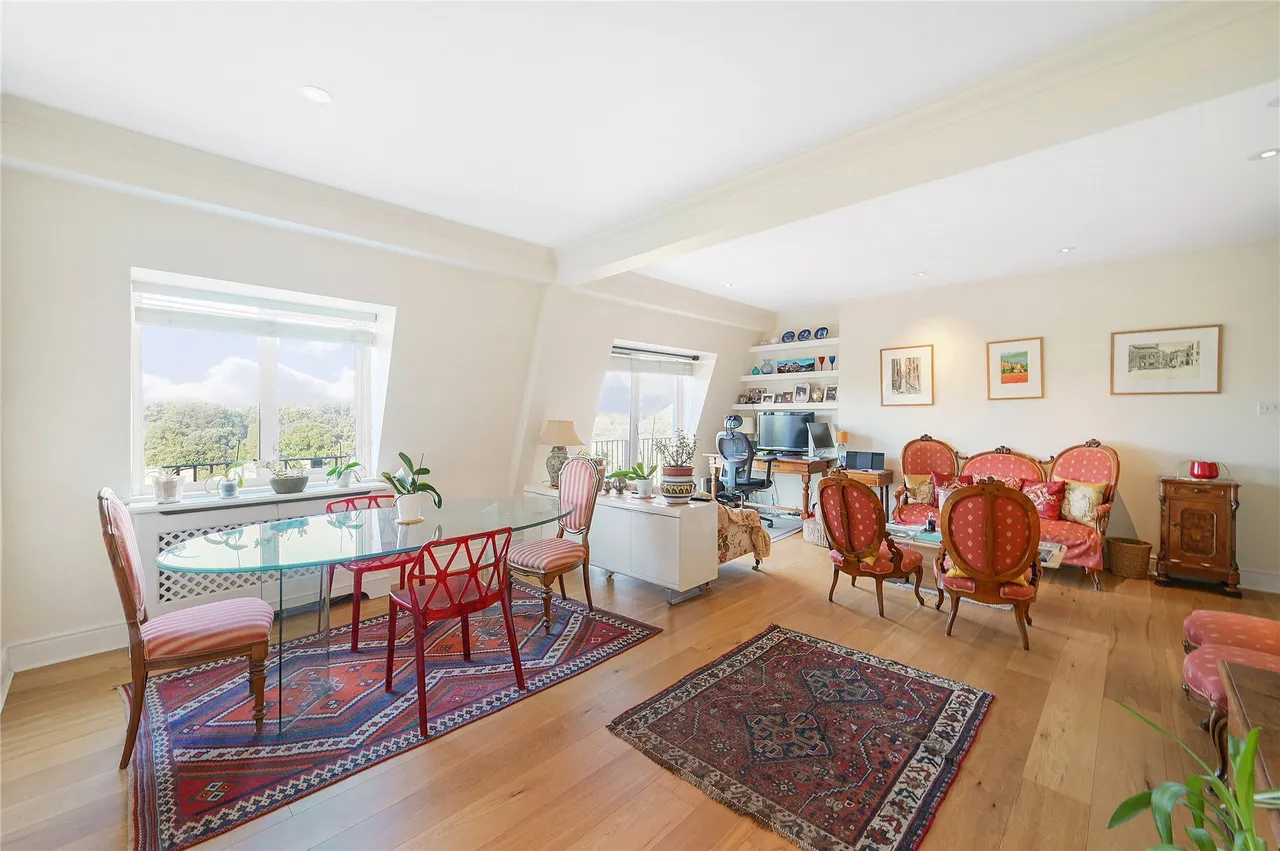 Parkview Court, 38 Fulham High Street, Fulham, London, SW6, photo 4