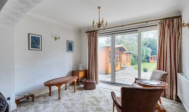 Ewell Downs Road, Epsom, KT17, photo 6