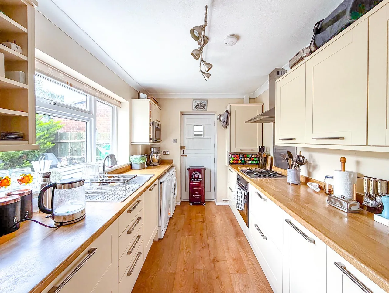 Valley Walk, Croxley Green, WD3, photo 3