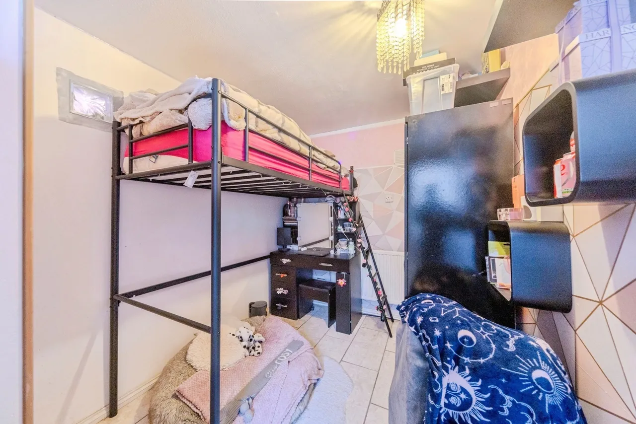 Sheelin Grove, Bletchley, MK2, photo 15