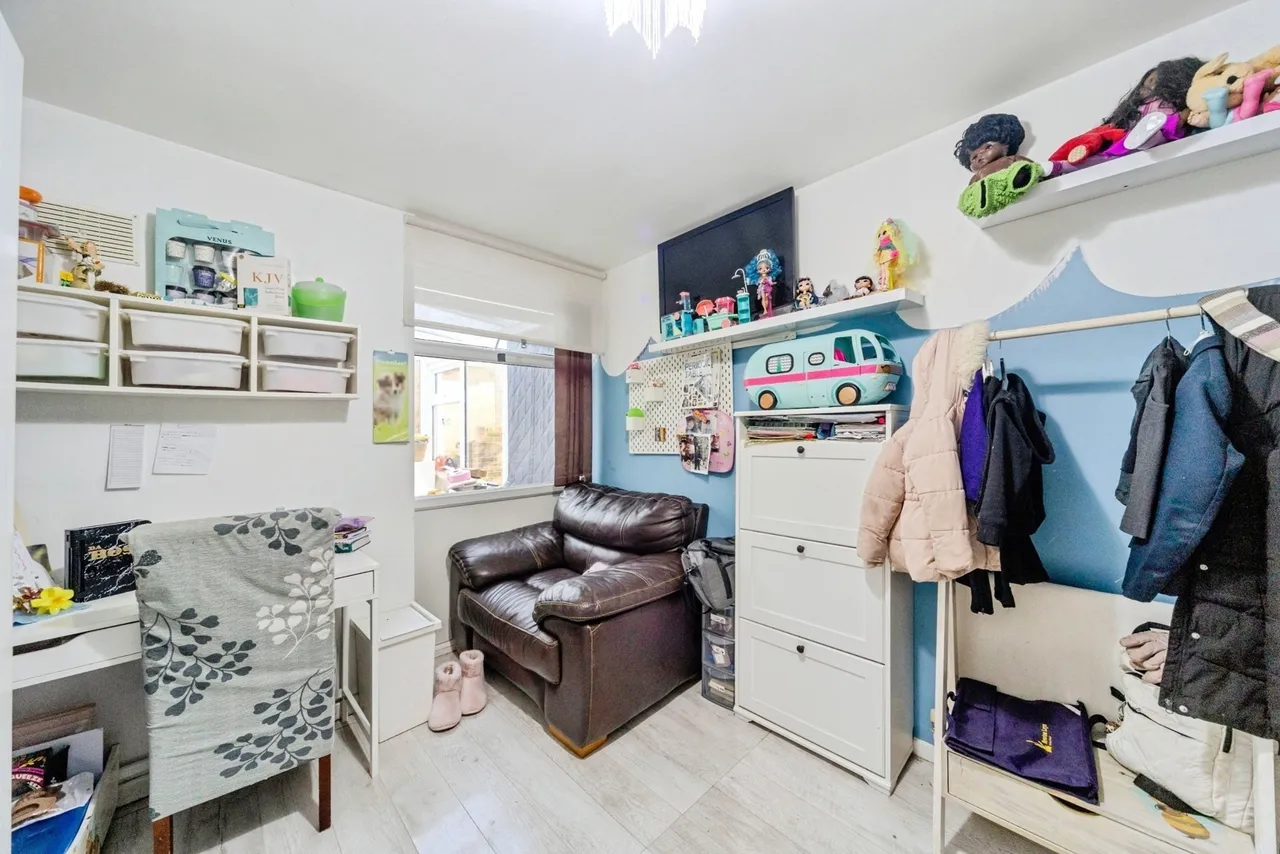 Sheelin Grove, Bletchley, MK2, photo 13