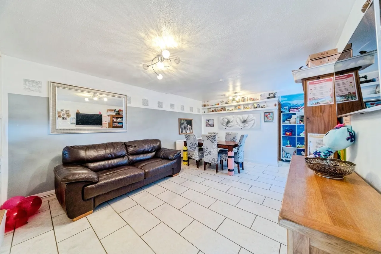 Sheelin Grove, Bletchley, MK2, photo 3