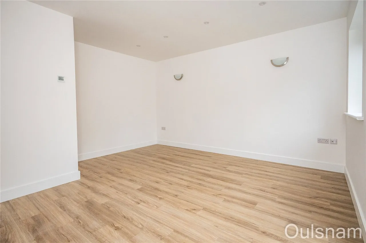 Dodford Road, Bournheath, Bromsgrove, Worcestershire, B61 9JP, photo 5