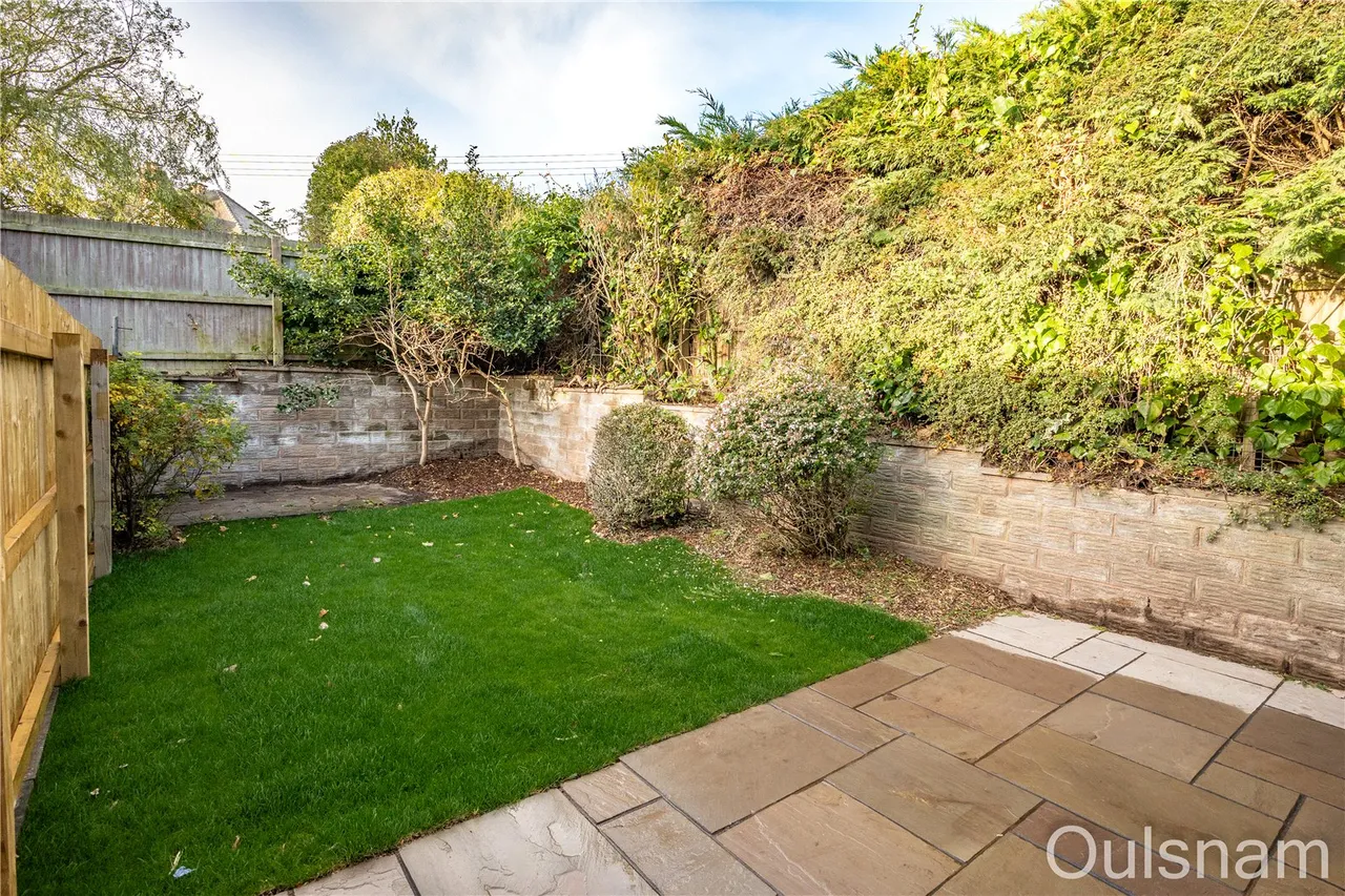 Dodford Road, Bournheath, Bromsgrove, Worcestershire, B61 9JP, photo 13