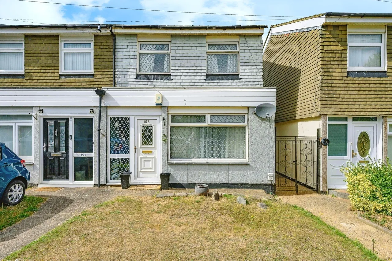 3 bed house for sale — Hockwell Ring, Luton, Bedfordshire, LU4