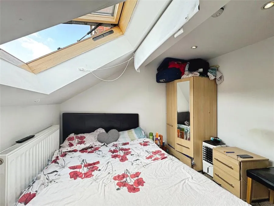 Rothersthorpe Road, Northampton, NN4, photo 9
