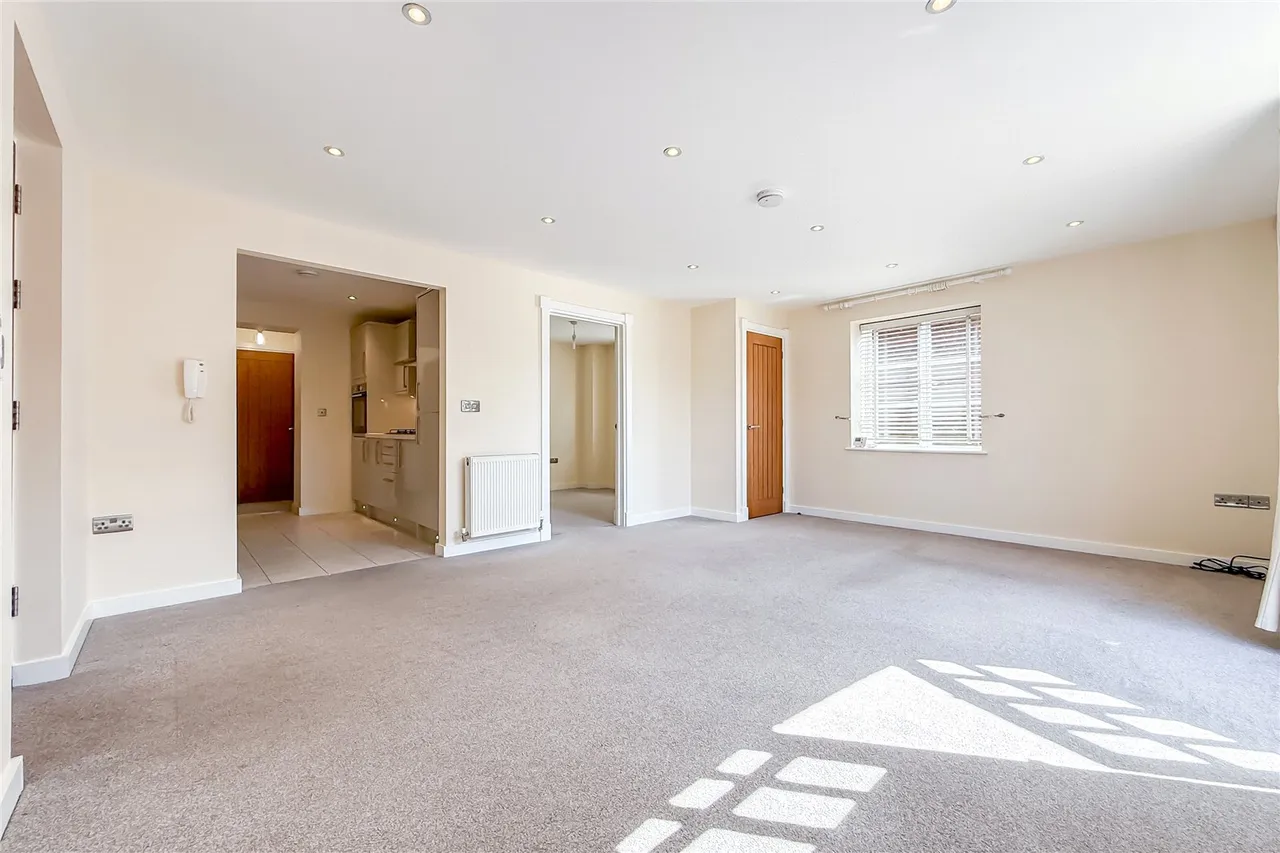 St. Peters Road, St. Albans, Hertfordshire, AL1 3RU, photo 5