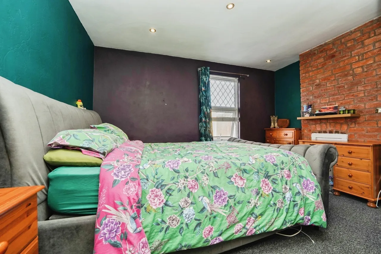 Painswick Road, Gloucester, Gloucestershire, GL4, photo 8