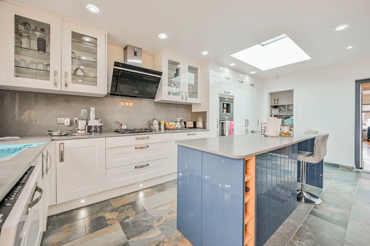 174 Westward Road, London, photo 8