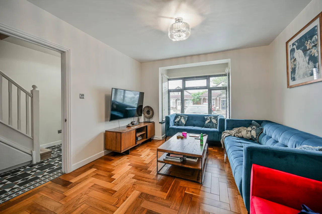 174 Westward Road, London, photo 6
