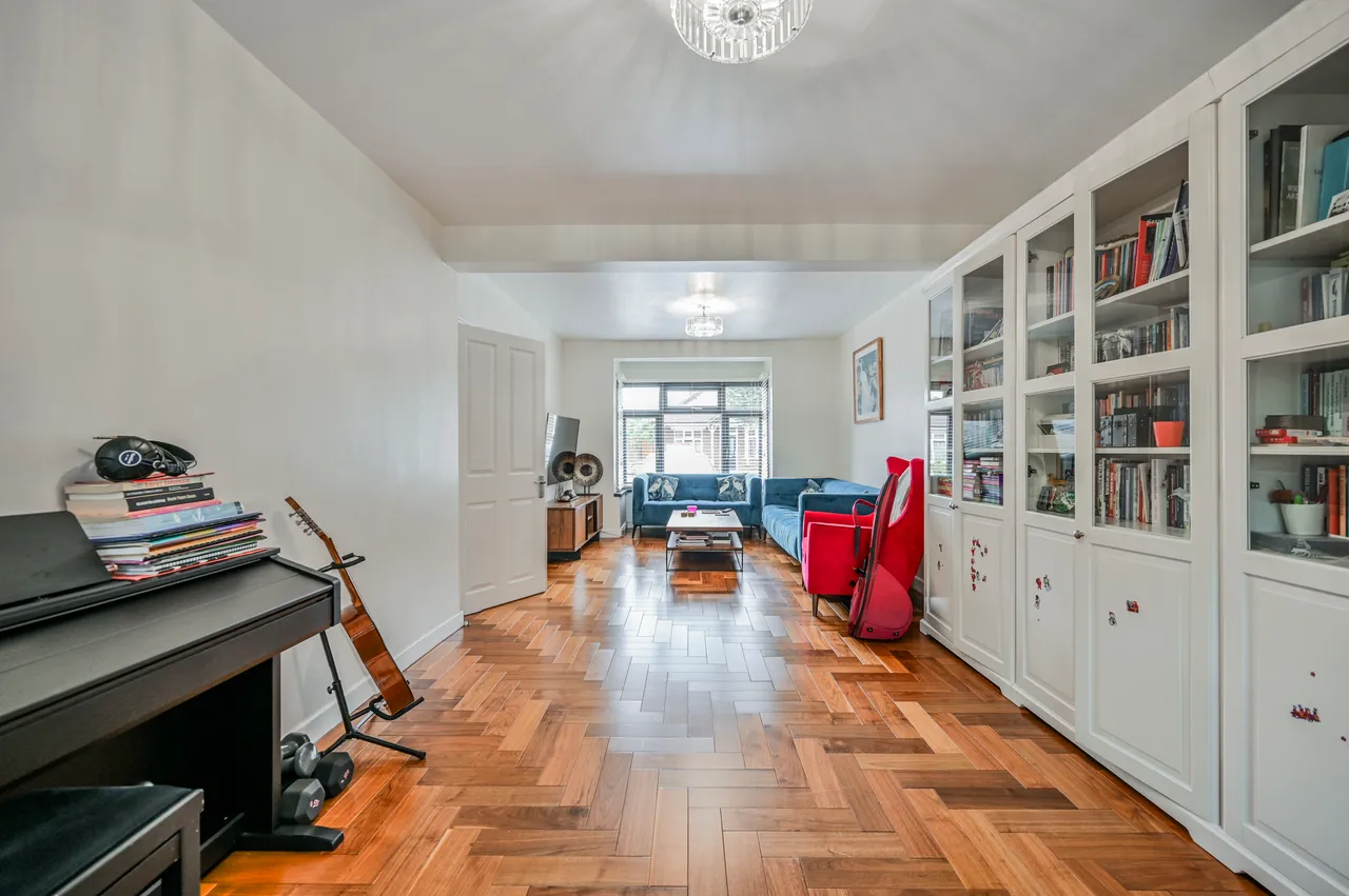174 Westward Road, London, photo 7