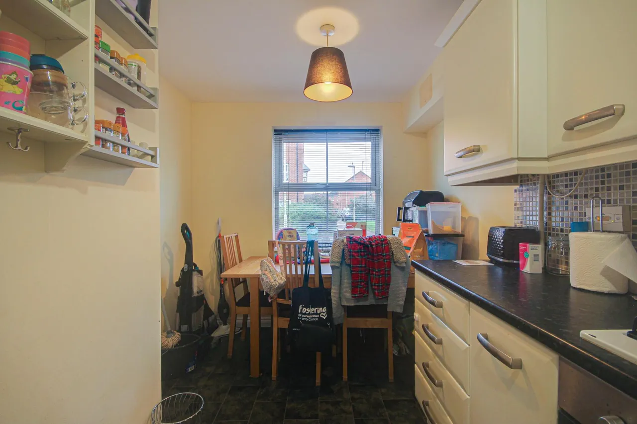 Thatcham Avenue, Kingsway, Gloucester, GL2, photo 11