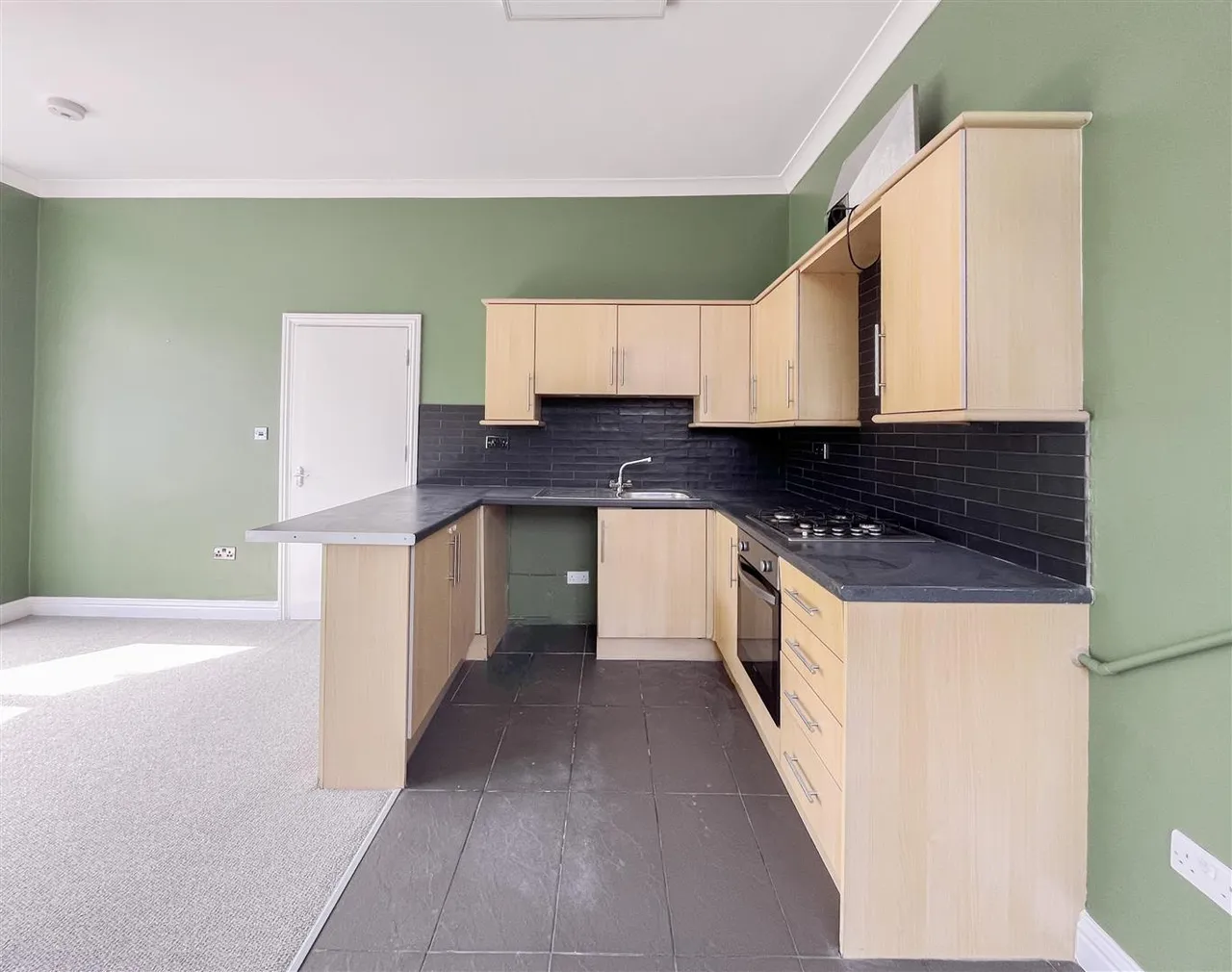 Woodland Vale Road, St Leonards On Sea, East Sussex, TN37 6JJ, photo 6