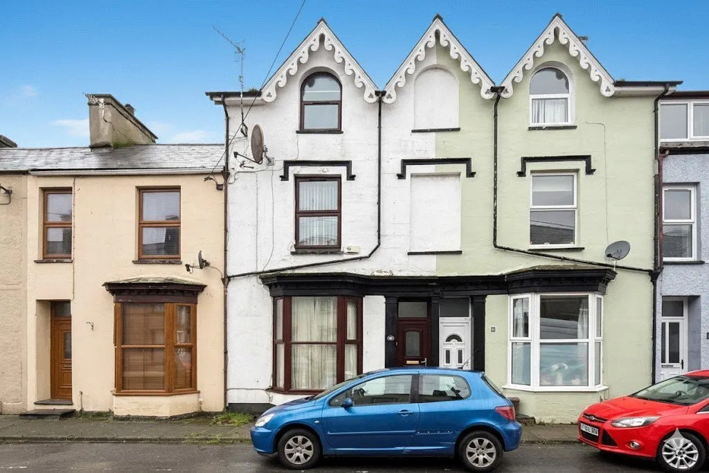 5 bed house for sale, Madoc Street, Porthmadog, LL49