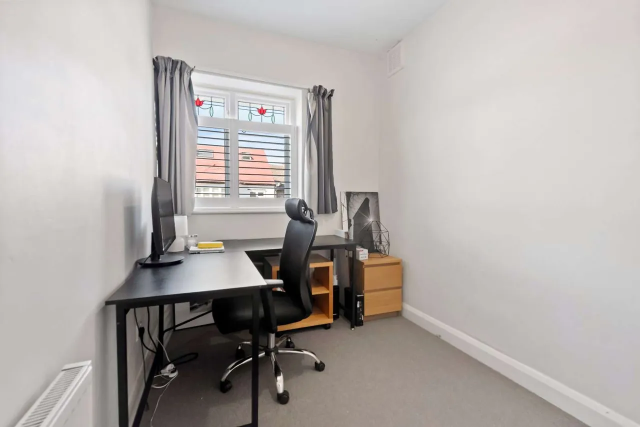 Holmside Road, London, SW12, photo 11