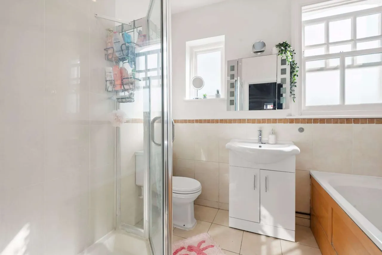 Holmside Road, London, SW12, photo 14