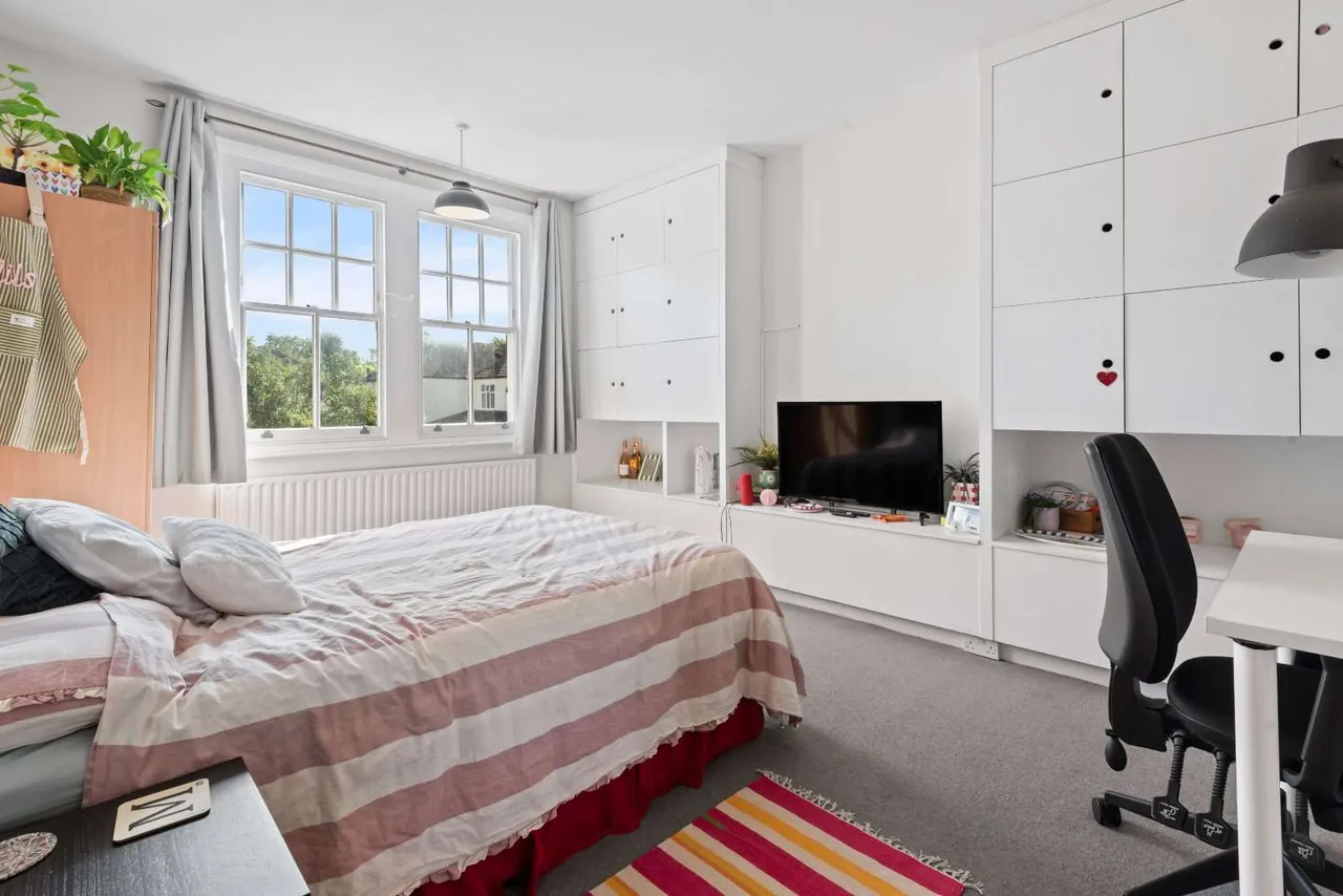 Holmside Road, London, SW12, photo 12