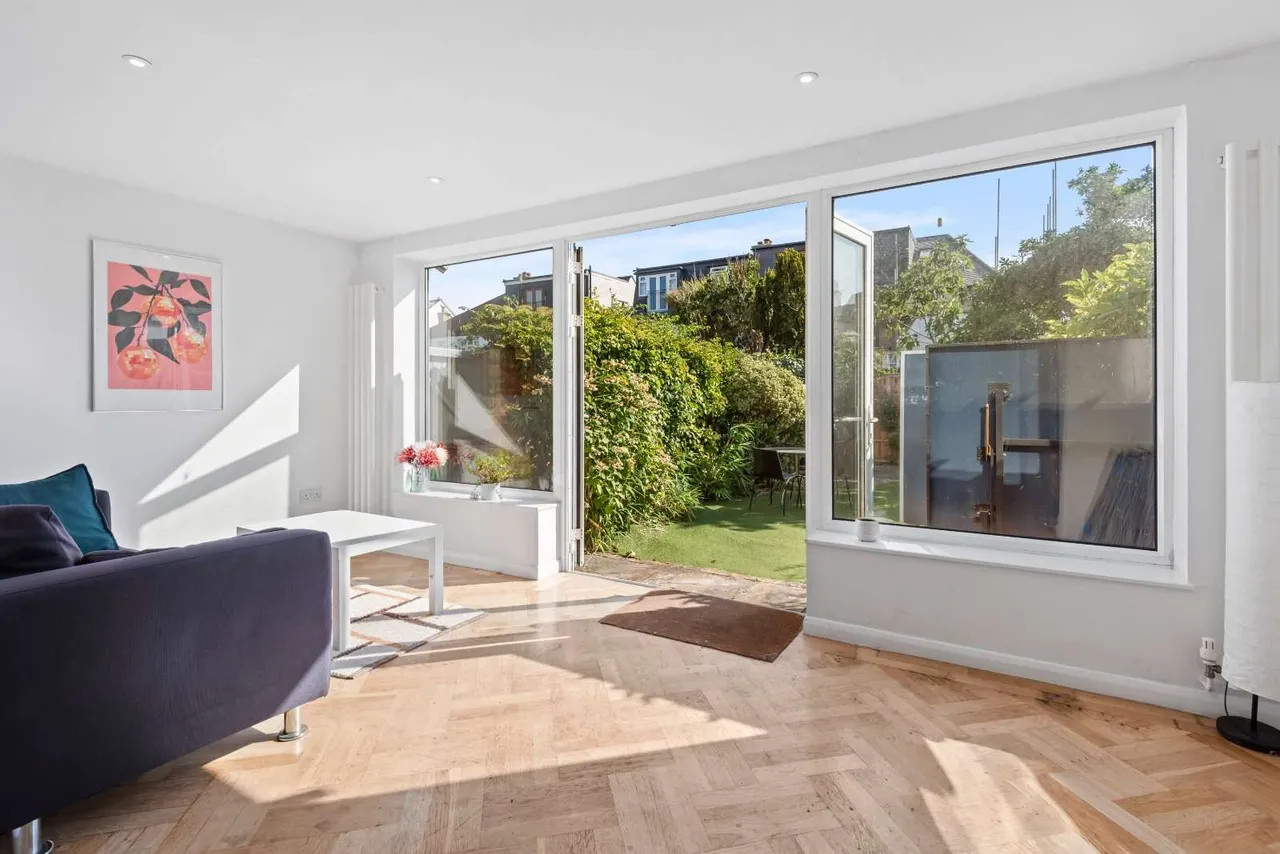Holmside Road, London, SW12, photo 6