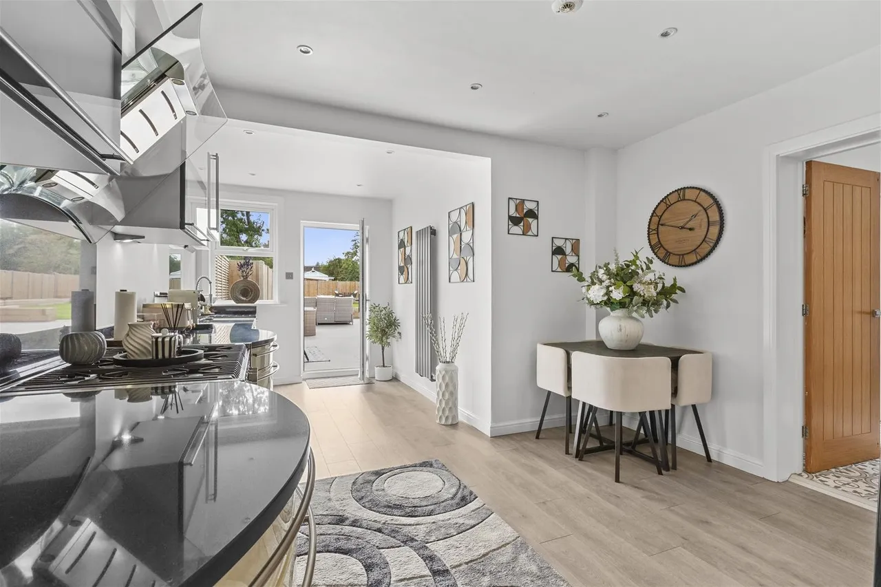Beech Tree Road, Holmer Green, HP15, photo 5